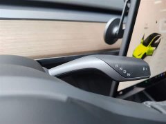 Tesla Model Y Rear-Wheel Drive - ფოტო 12