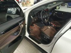 BMW X1 sDrive25Li Leading Edition - ფოტო 16