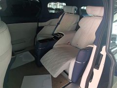 Buick GL8 Avenir Four-Seat Premium Edition - ფოტო 17