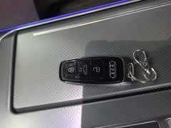 Audi A7L 2024 45TFSI quattro S-line Vision Type Flowing Crystal Package - ფოტო 9