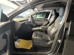 Tesla Model Y Rear-Wheel Drive - ფოტო 11