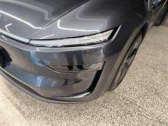 Tesla Model Y Rear-Wheel Drive - ფოტო 18