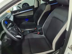 Volkswagen Golf 2021 280TSI DSG Pro - ფოტო 15