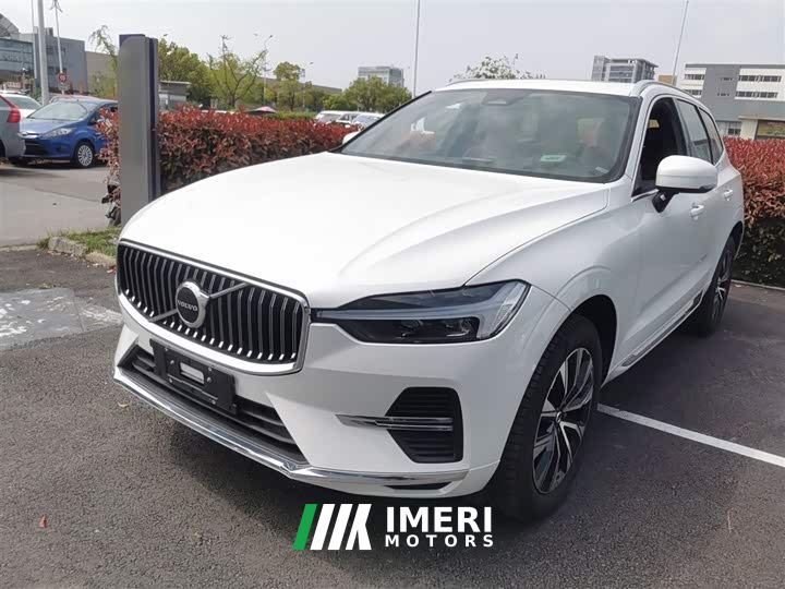 Volvo XC60 B5 AWD Smart Remote Luxury Edition