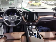 Volvo XC60 B5 AWD Smart Remote Luxury Edition - ფოტო 10