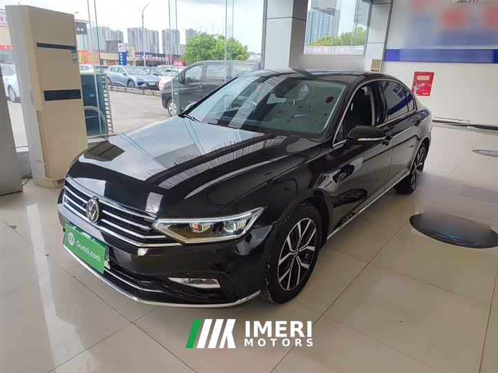 Volkswagen Magotan 330TSI DSG Advance