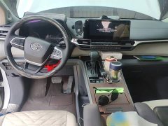 Toyota Sienna 2.5L Hybrid Comfort Edition - ფოტო 13