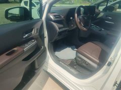 Toyota Sienna 2.5L Hybrid Platinum Edition - фото 12