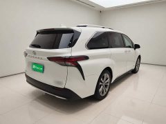 Toyota Sienna 2.5L Hybrid Platinum Edition - фото 5