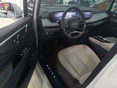 Buick GL8 Luzun Respect Edition - ფოტო 12