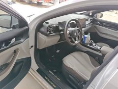 BYD Qin PLUS 2023 Champion Edition DM-i 55KM Leading - ფოტო 16