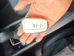 Toyota Corolla 2022 Hybrid 1.8H E-CVT Luxury - ფოტო 9