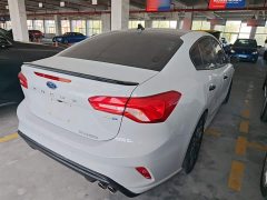 Ford Focus 2022 Sedan EcoBoost 180 Automatic ST Line - ფოტო 7