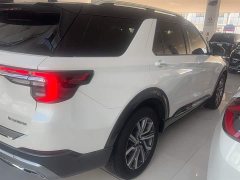 Ford Explorer EcoBoost 285 AWD Titanium 7-Seater - ფოტო 11