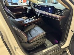 Ford Explorer EcoBoost 285 AWD Titanium 7-Seater - ფოტო 18
