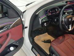 BMW 5 Series 530Li Premier Luxury Package - ფოტო 16