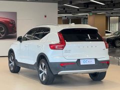 Volvo XC40 B3 Smart Remote Luxury Edition - ფოტო 5
