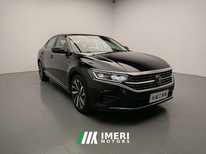 Volkswagen Passat 380TSI Luxury - ავტომობილი ჩინეთიდან