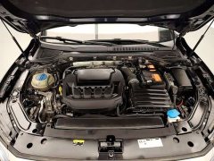 Volkswagen Passat 380TSI Luxury - ფოტო 17