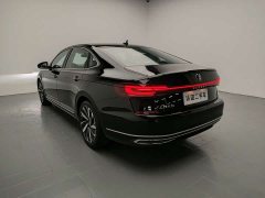 Volkswagen Passat 380TSI Luxury - ფოტო 5