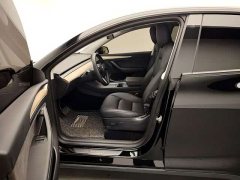 Tesla Model Y Long Range All-Wheel Drive 3D7 - ფოტო 12