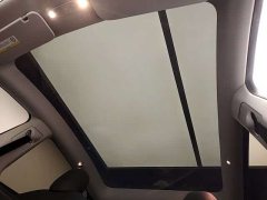 Tesla Model Y Long Range All-Wheel Drive 3D7 - ფოტო 14