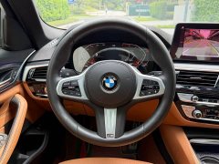 BMW 5 Series (Imported) 525i M Sport Package - ფოტო 11