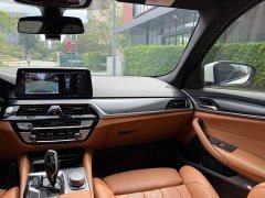 BMW 5 Series (Imported) 525i M Sport Package - ფოტო 13