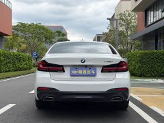 BMW 5 Series (Imported) 525i M Sport Package - ფოტო 5