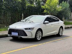 Buick Regal 28T Longitudinal Enjoyment Edition - ფოტო 1
