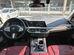 BMW X5 2022 xDrive 30Li Luxury M Sport Package - ფოტო 3