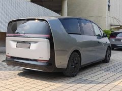 Li Auto Li Xiang MEGA Ultra - ფოტო 6