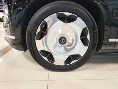 Zeekr Geely Zeekr 9X 2025 Hyper Edition 70kWh Six-Seater - ფოტო 3