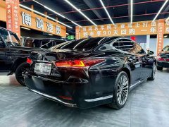 Lexus LS 2023 500h Premier - ფოტო 16