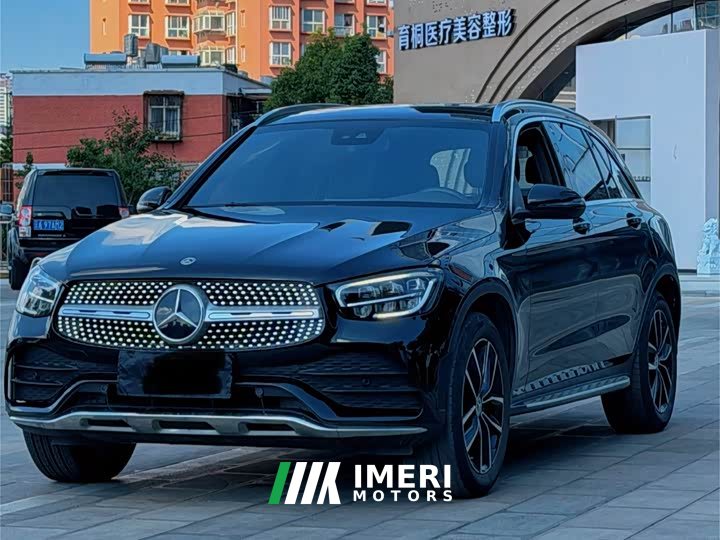 Mercedes-Benz GLC 300 L 4MATIC Luxury