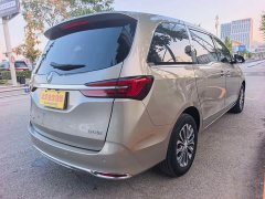 Buick GL8 Land Executive Cabin 652T Luxury - ფოტო 4