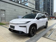 Toyota Platinum Smart 3X 520 Pro LiDAR Edition - ფოტო 1