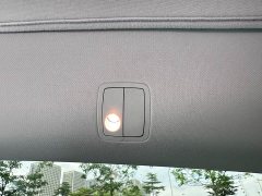 Tesla Model Y Long Range All-Wheel Drive - ფოტო 20