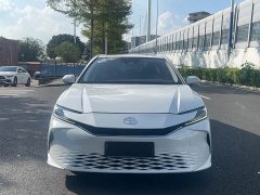 Toyota Camry 2024 Hybrid 2.0L HGVP Luxury - ფოტო 1