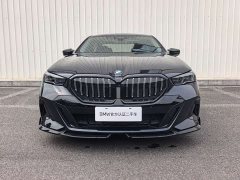 BMW 5 Series 530Li Luxury M Sport Package - ფოტო 2