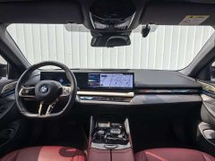 BMW 5 Series 530Li Luxury M Sport Package - ფოტო 7