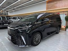 Lexus LM 500h Six-Seat Premium Edition - ფოტო 1