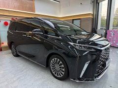 Lexus LM 500h Six-Seat Premium Edition - ფოტო 3