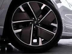 Li Auto L9 2025 Ultra Smart Refresh Edition - ფოტო 20