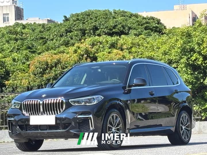 BMW X5 xDrive 30Li Luxury M Sport Package - ავტომობილი ჩინეთიდან