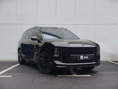 NIO ES8 Six-Seat Mystique Gold Special Edition - ფოტო 3