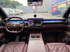NIO ES8 Six-Seat Executive Luxury Edition - ფოტო 10