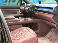 NIO ES8 Six-Seat Executive Luxury Edition - ფოტო 11