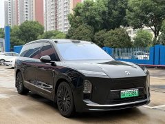 NIO ES8 Six-Seat Executive Luxury Edition - ფოტო 3