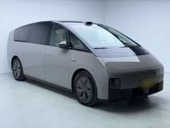 Li Auto MEGA Home Family Edition - ფოტო 1